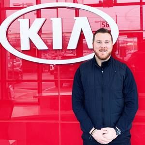 Meet your Posher, Travis